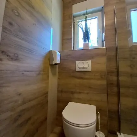 Garfild 1 4* Novi Vinodolski